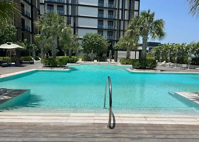 Bluewaters Island - Modern 2 Bedroom Full Apartment
