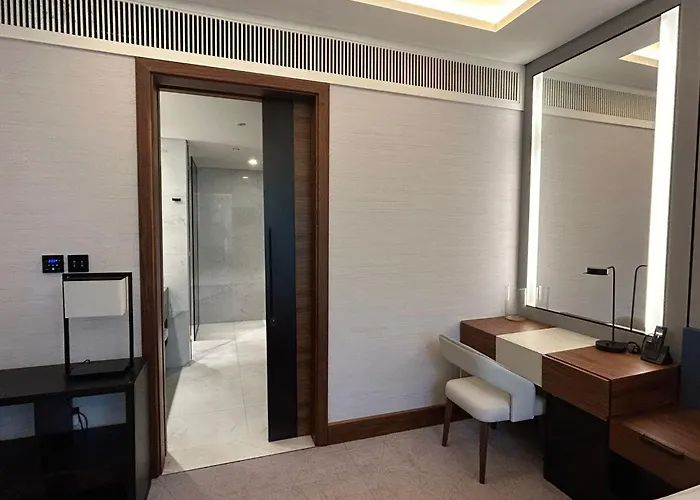 Bluewaters Island - Modern 2 Bedroom Full Apartment