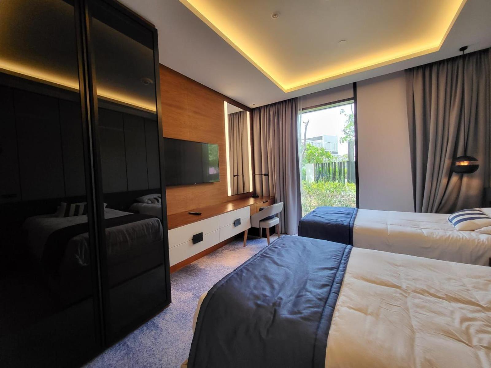 Bluewaters Island - Modern 2 Bedroom Full Appartement *
